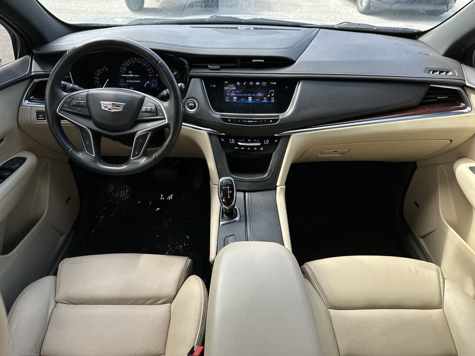 Used 2017 Cadillac XT5 Luxury FWD image 19