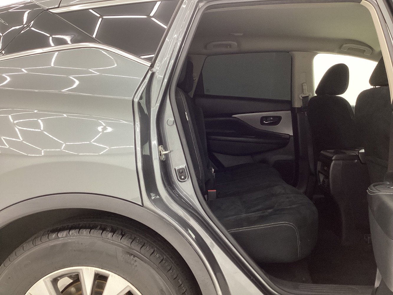 Used 2020 Nissan Murano SV image 21