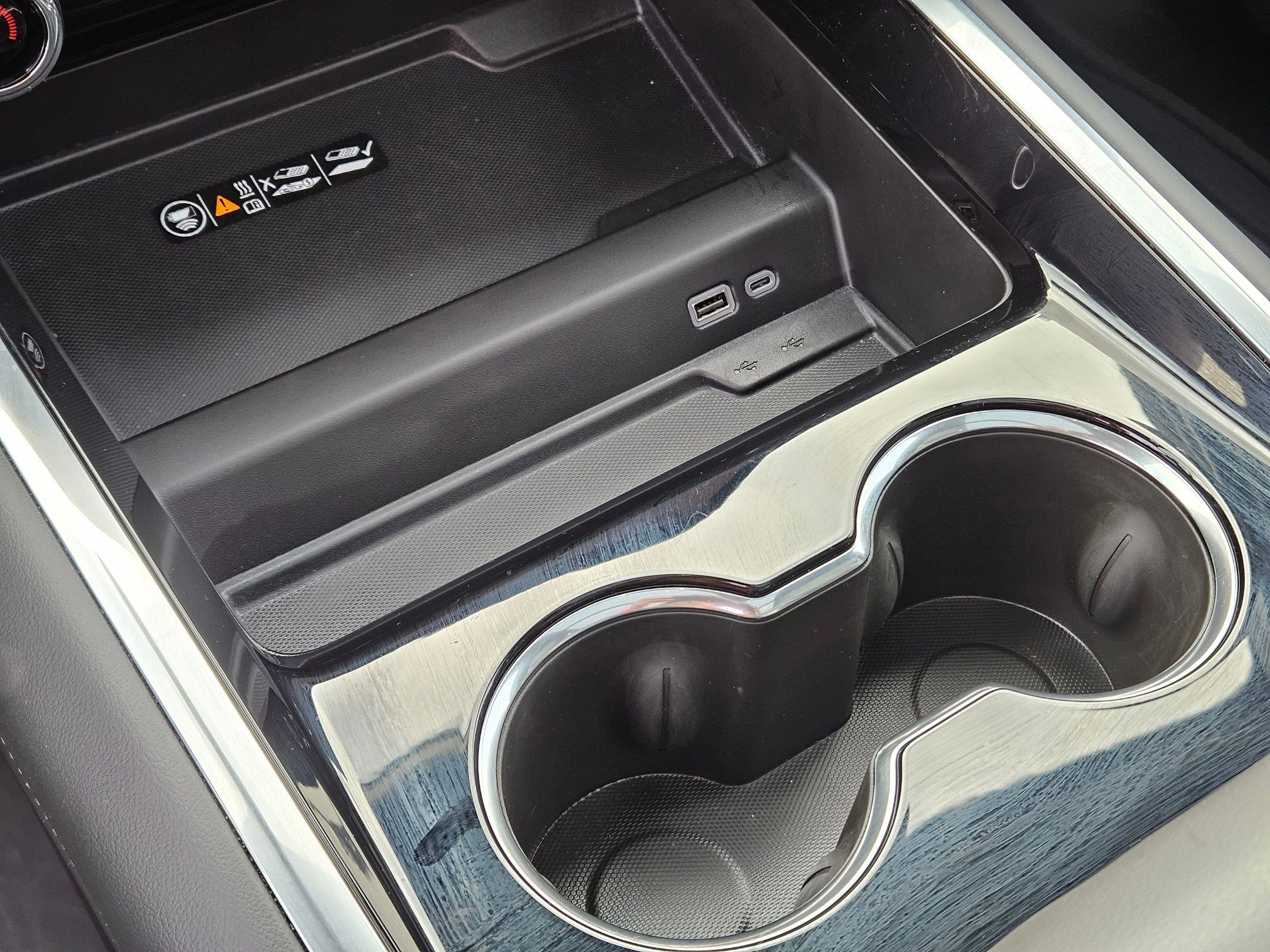 Used 2025 Chevrolet Tahoe Z71 w/ Z71 Off-Road Package image 27