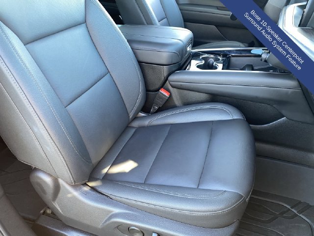 Used 2026 Chevrolet Tahoe Z71 w/ Z71 Off-Road Package AWD/4WD image 13