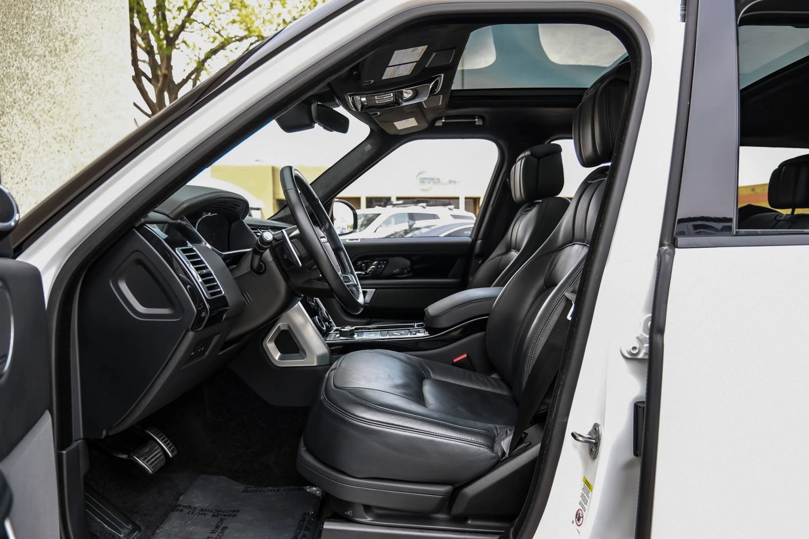 Used 2018 Land Rover Range Rover Autobiography AWD/4WD image 40