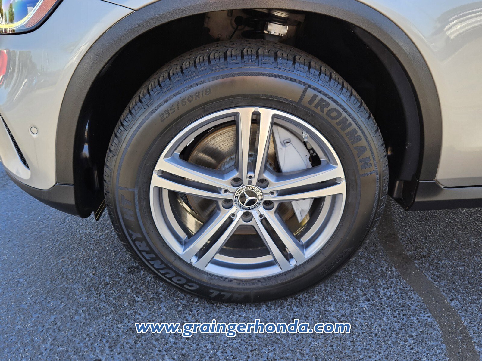 Used 2022 Mercedes-Benz GLC 300 w/ Premium Package Lite image 9