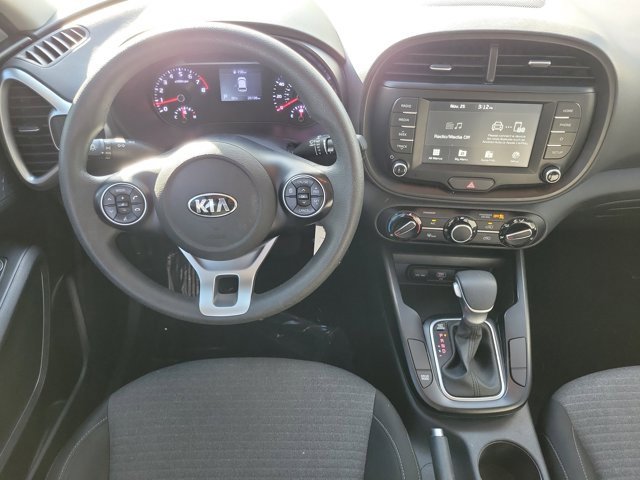Used 2021 Kia Soul S image 11