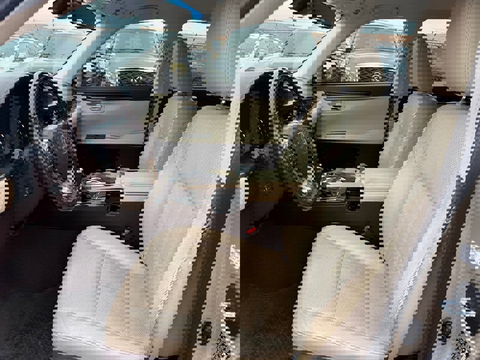 Used 2016 Lexus ES 350 w/ Luxury Package w/Wood Trim image 13