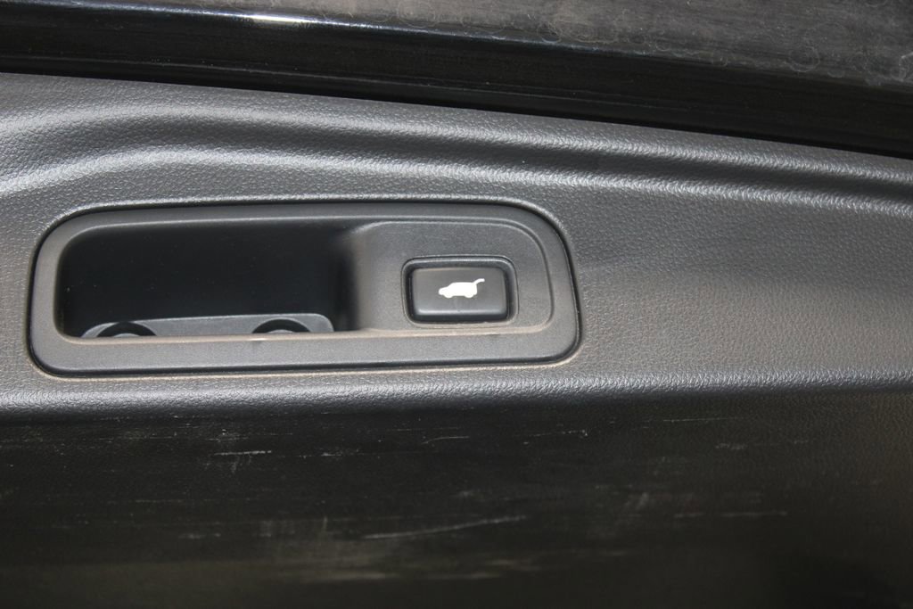 Used 2019 Honda Pilot Elite image 16