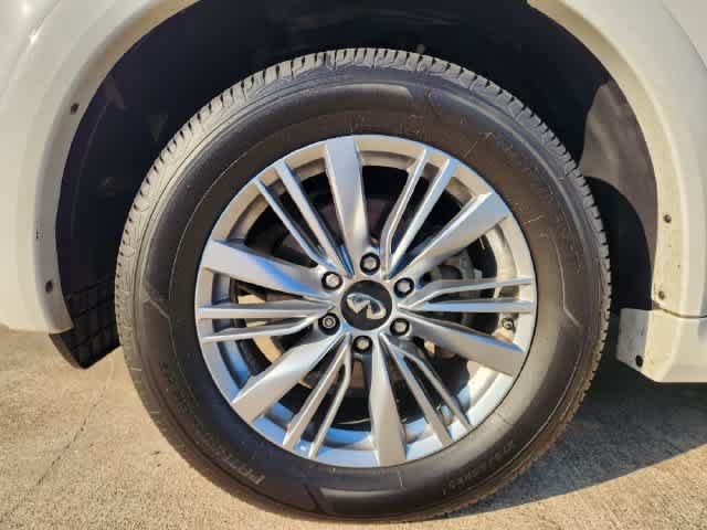 Used 2022 INFINITI QX80 Luxe w/ Cargo Package RWD image 7