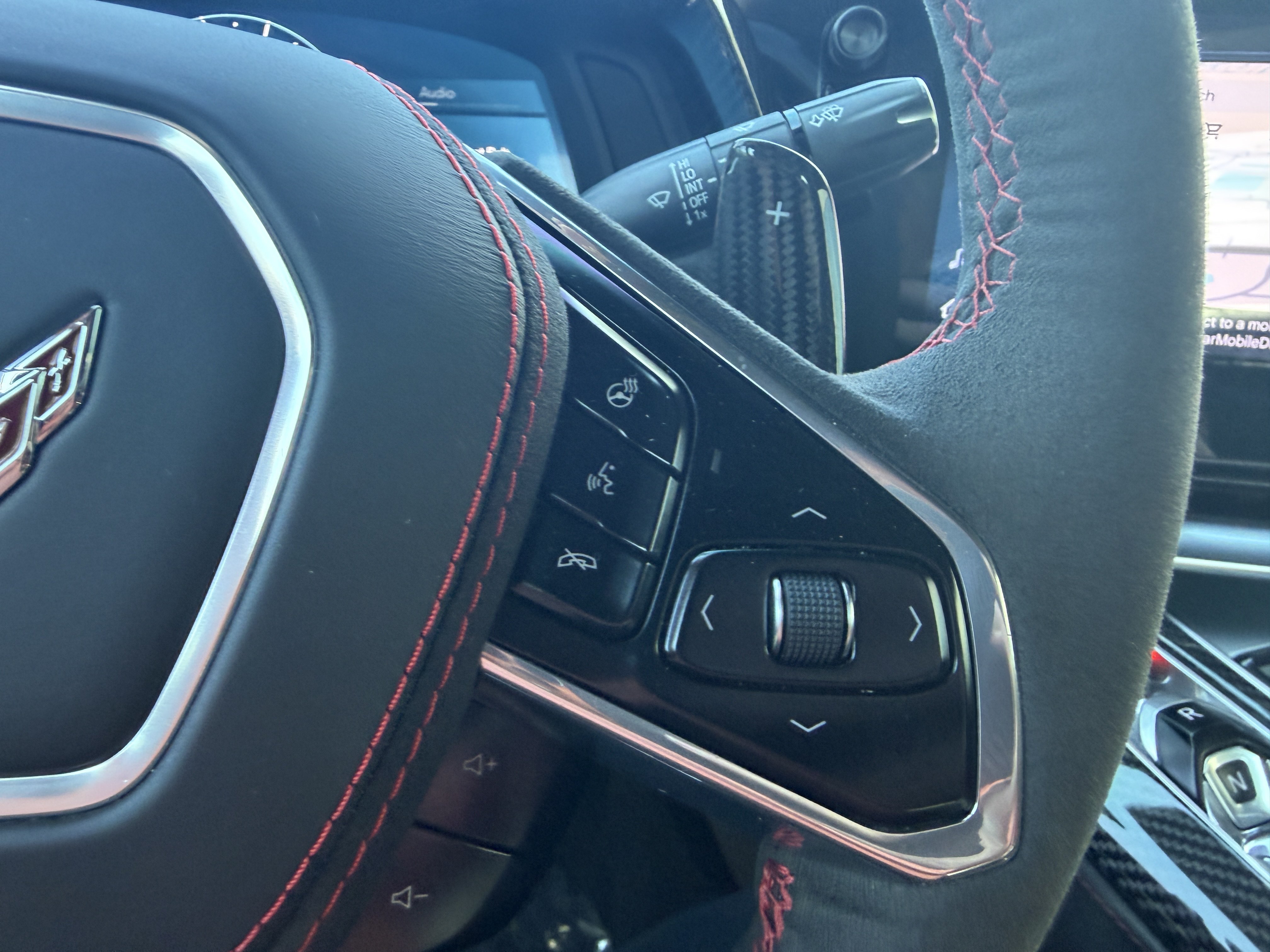 Used 2025 Chevrolet Corvette Z06 RWD image 30