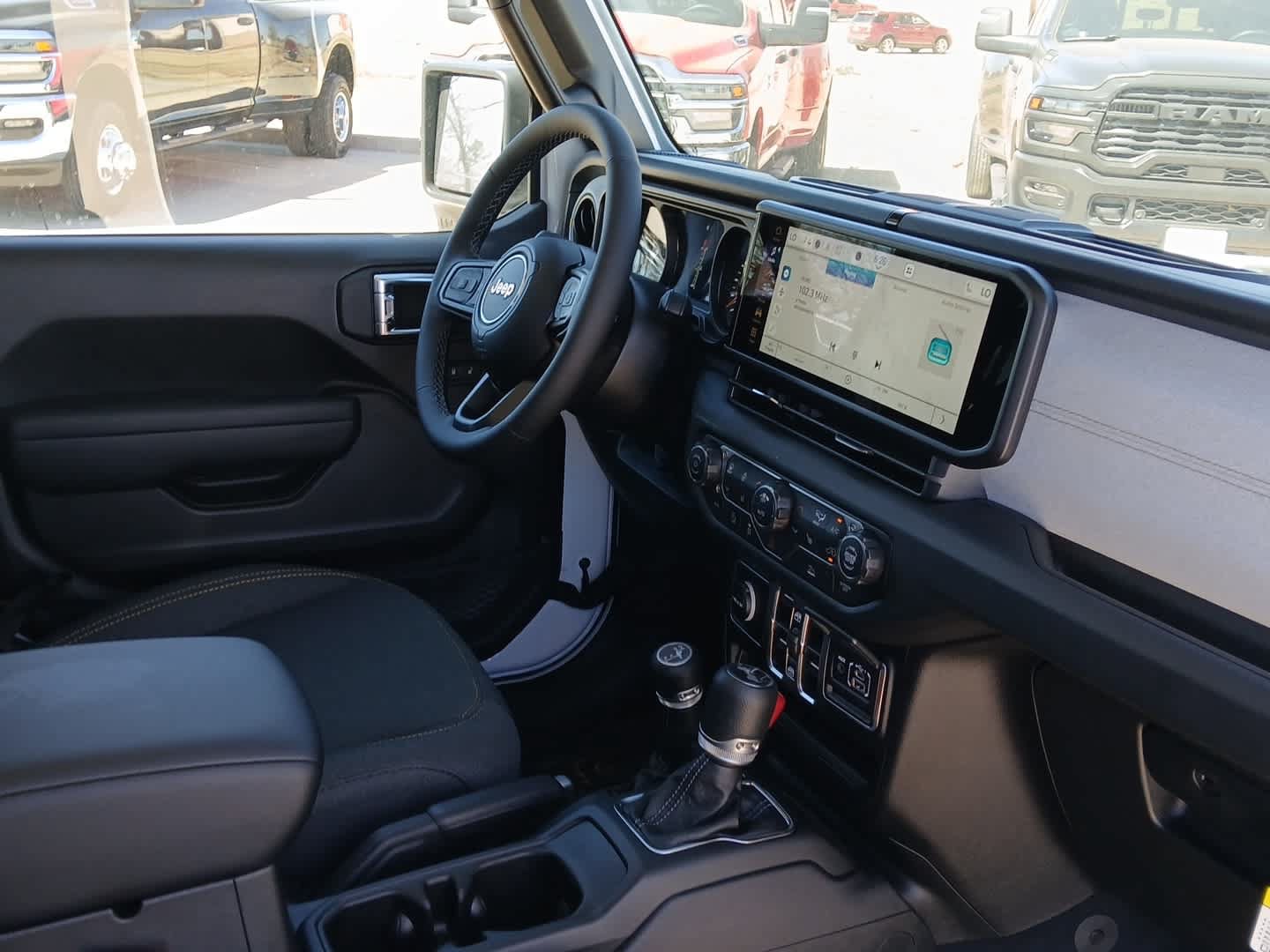 Used 2025 Jeep Wrangler Unlimited Sport AWD/4WD image 49