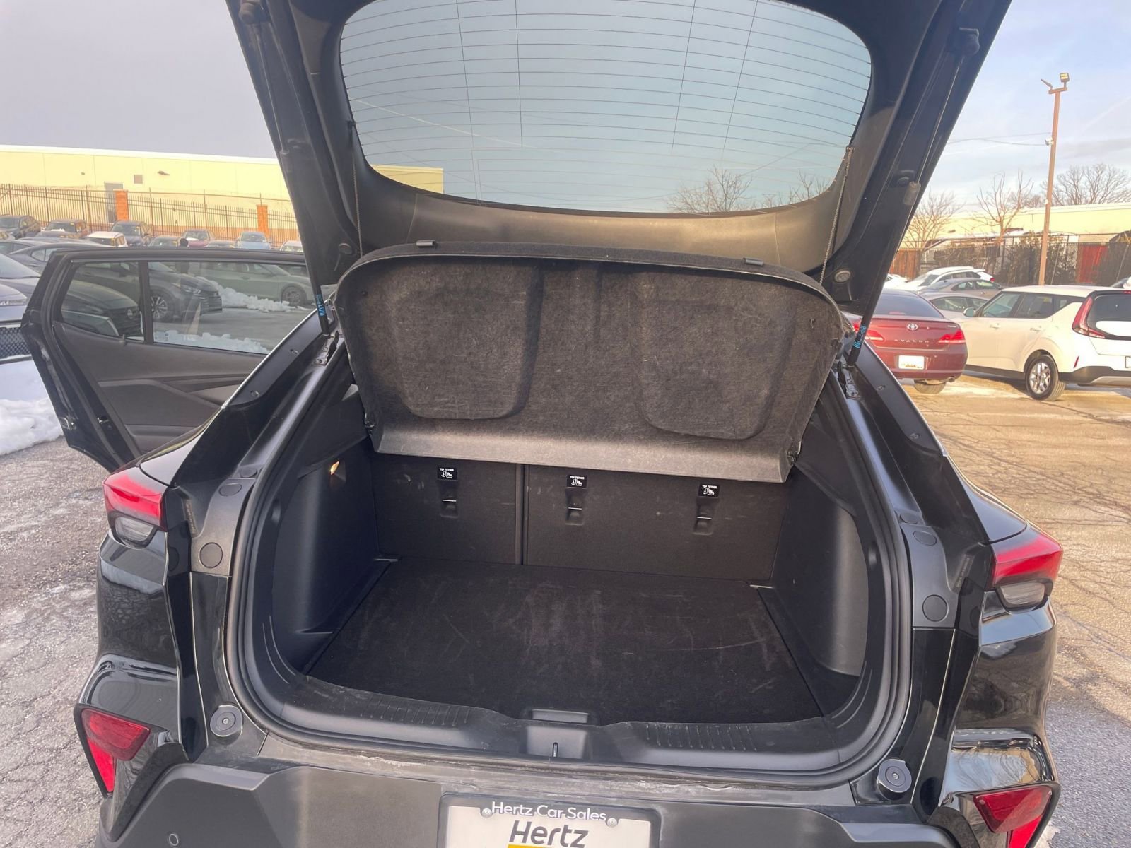 Used 2025 Buick Envista Preferred image 29