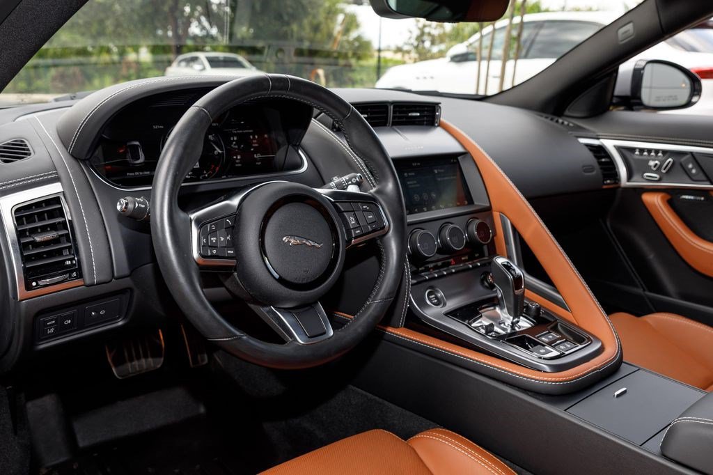 Used 2021 Jaguar F-TYPE R AWD/4WD image 20