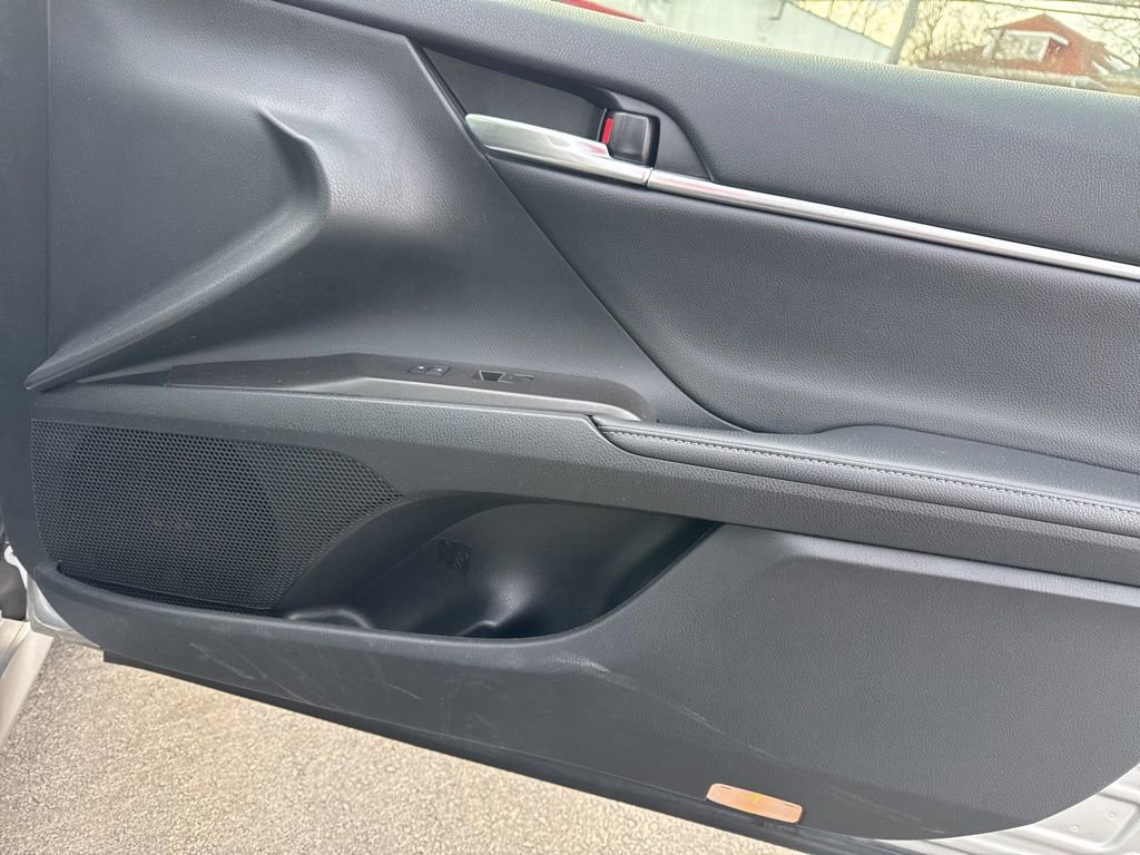 Certified 2021 Toyota Camry XLE image 18