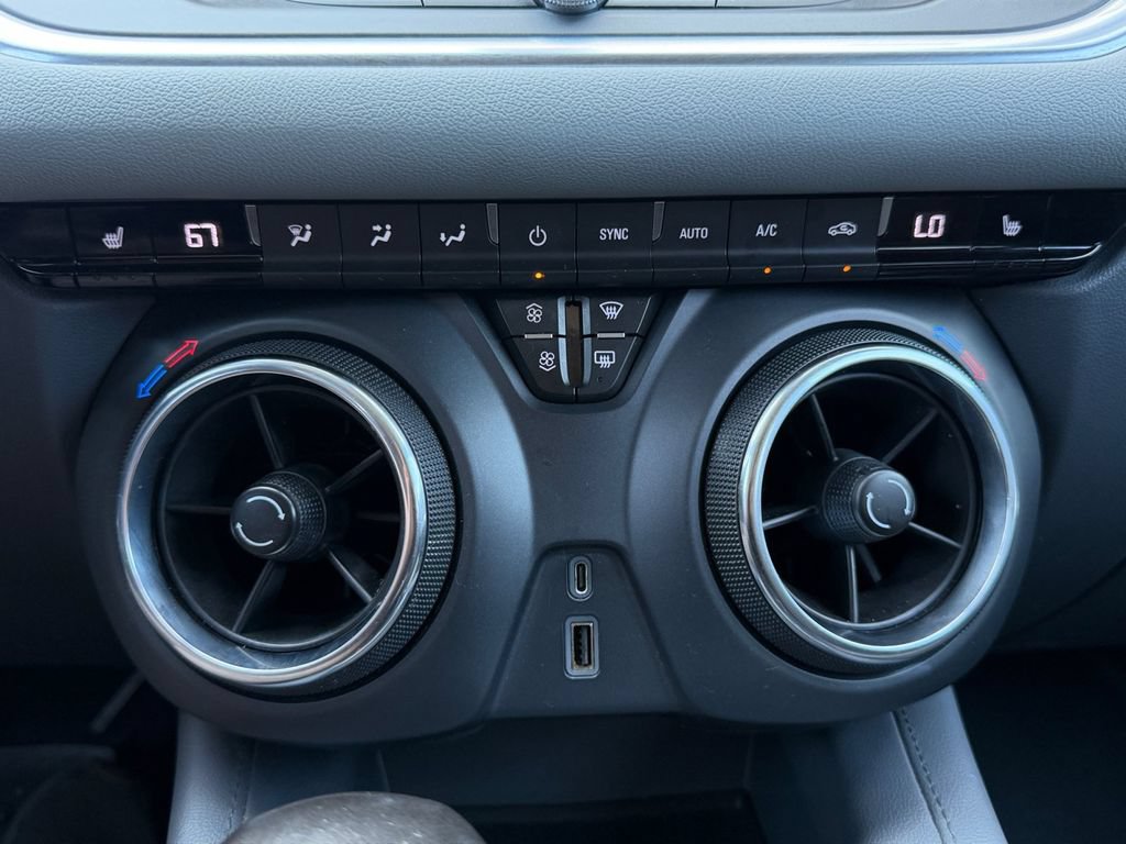 Used 2019 Chevrolet Blazer LT AWD/4WD image 23
