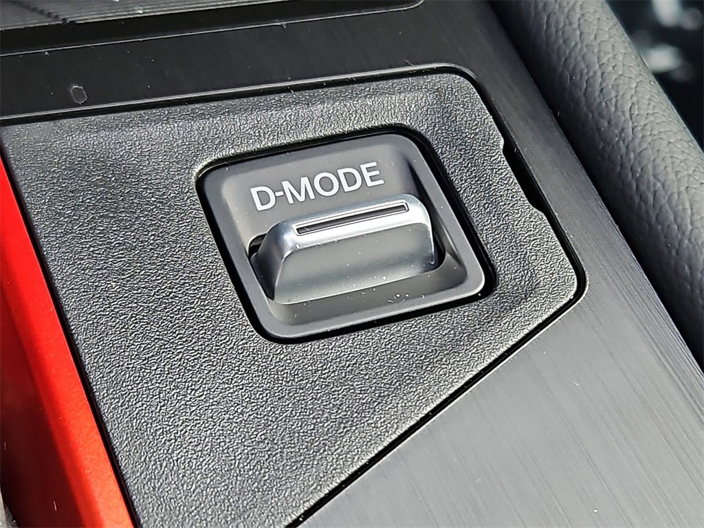 Certified 2025 Nissan Kicks SR w/ Illumination Package image 21