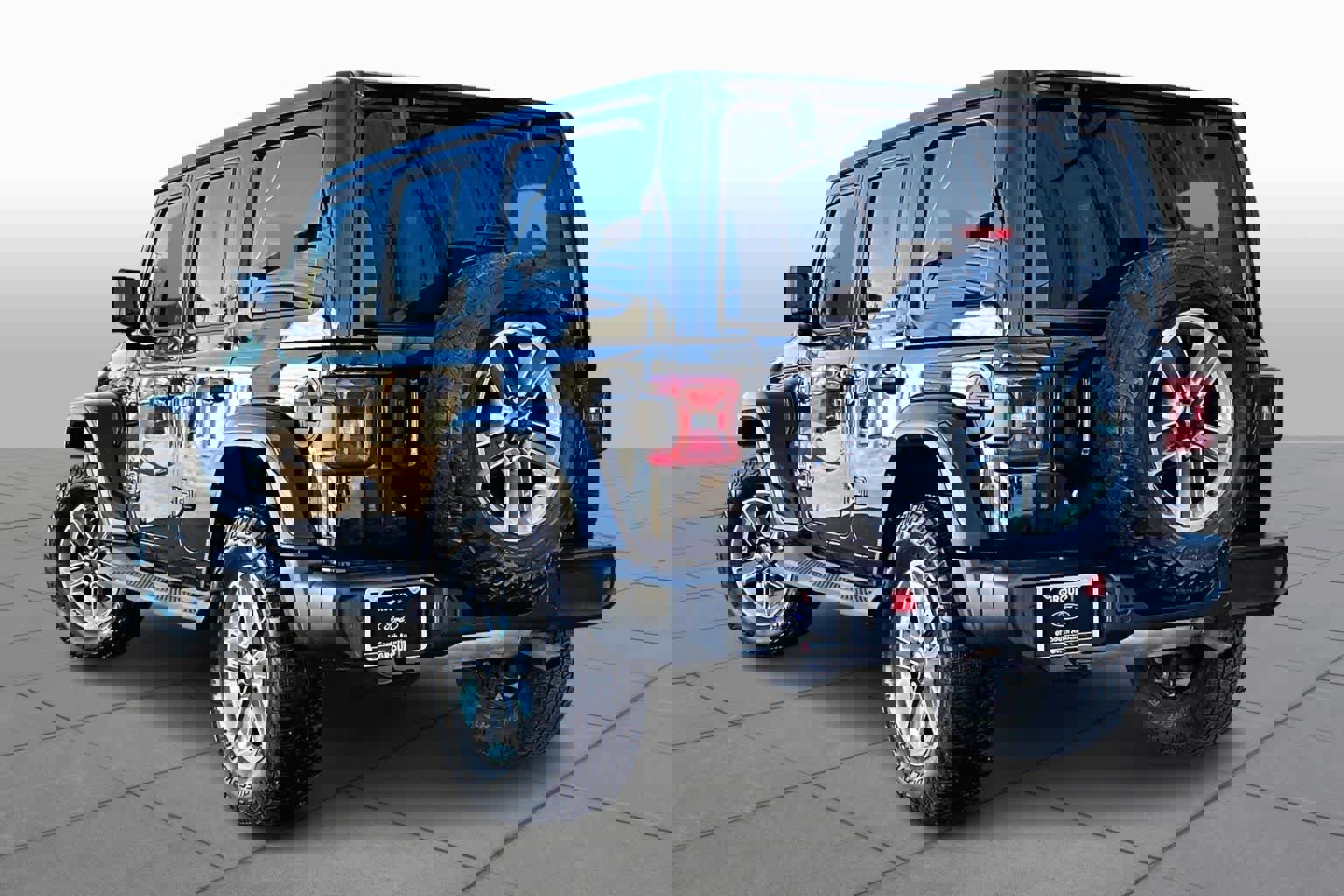 Used 2019 Jeep Wrangler Unlimited Sahara image 11