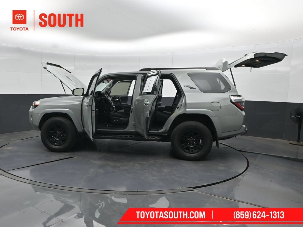 Used 2023 Toyota 4Runner TRD Off-Road AWD/4WD image 54