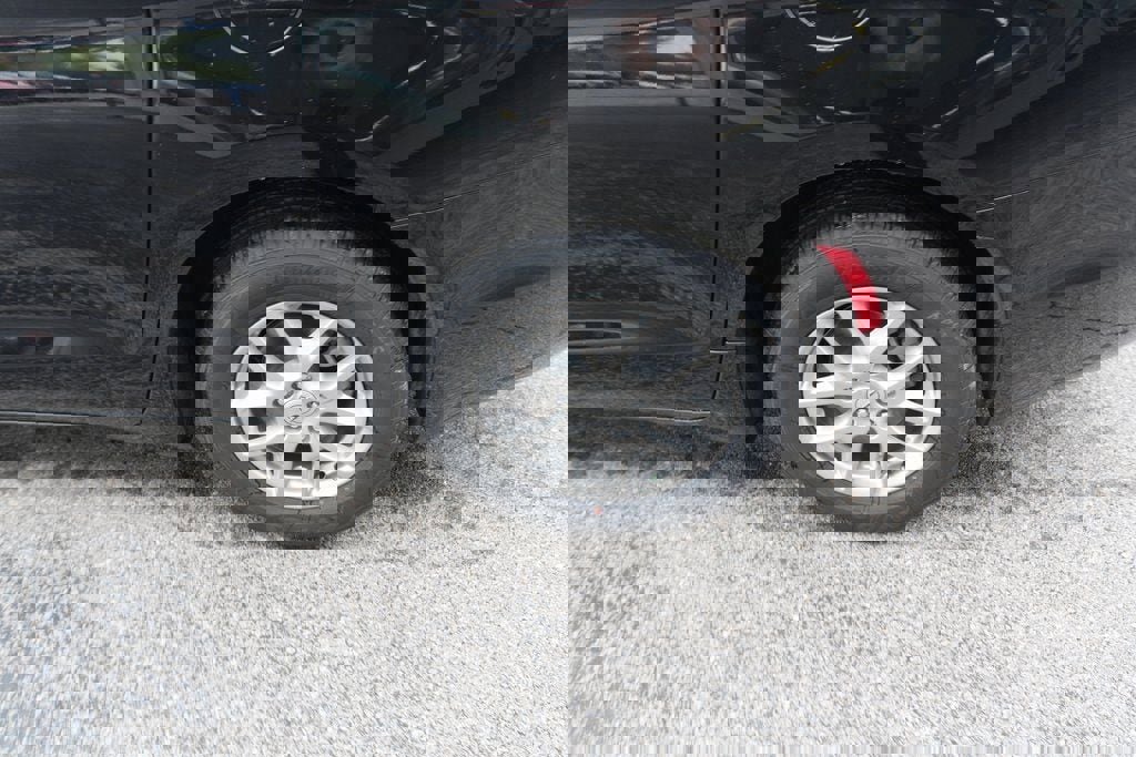 New 2026 Chrysler Pacifica Select image 8