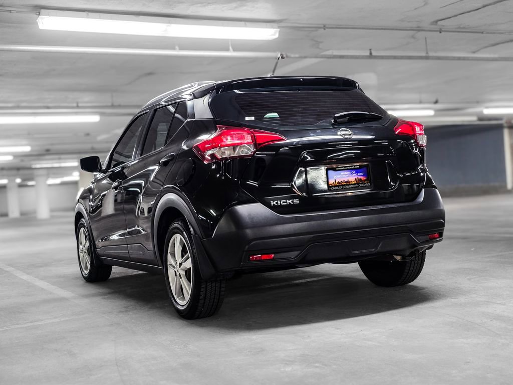 Used 2018 Nissan Kicks S FWD image 5