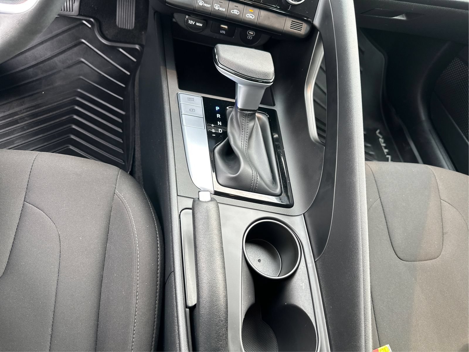 Certified 2024 Hyundai Elantra SEL FWD image 16