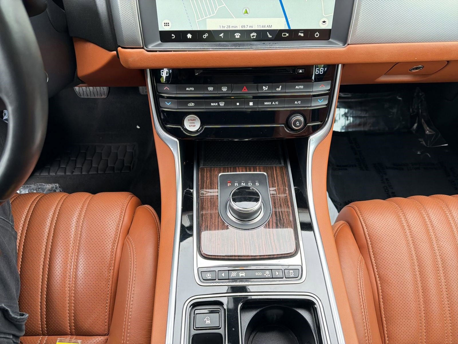 Used 2018 Jaguar XF Portfolio AWD/4WD image 17