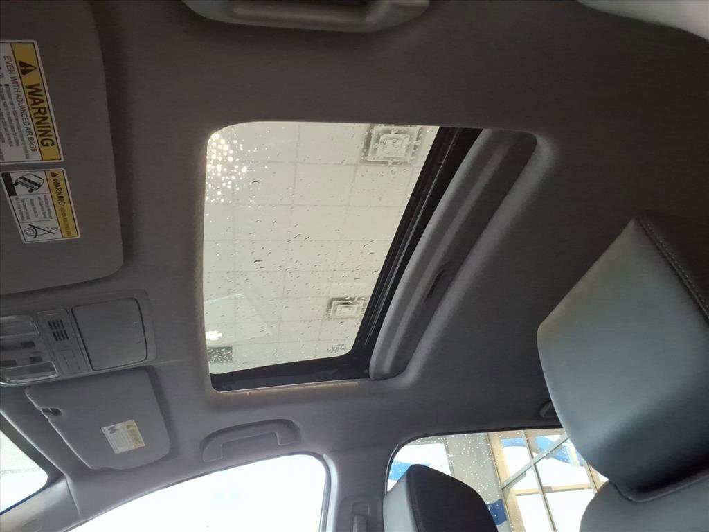 Used 2022 Honda CR-V Touring image 17