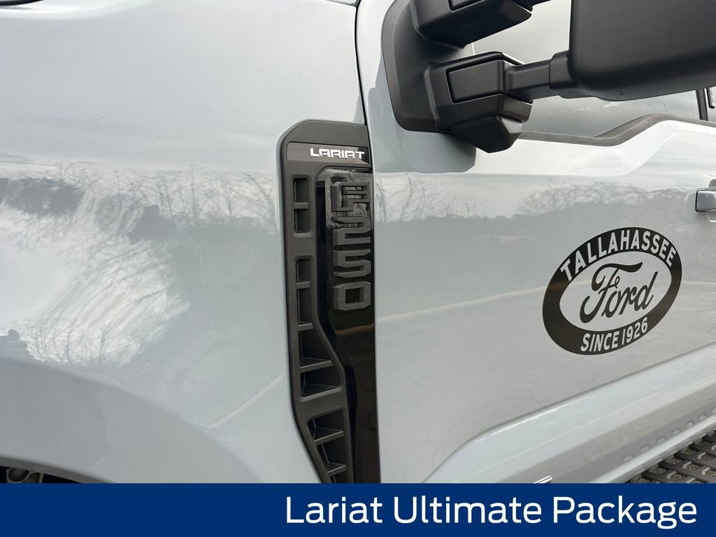 New 2026 Ford F250 Lariat w/ Black Appearance Package image 18