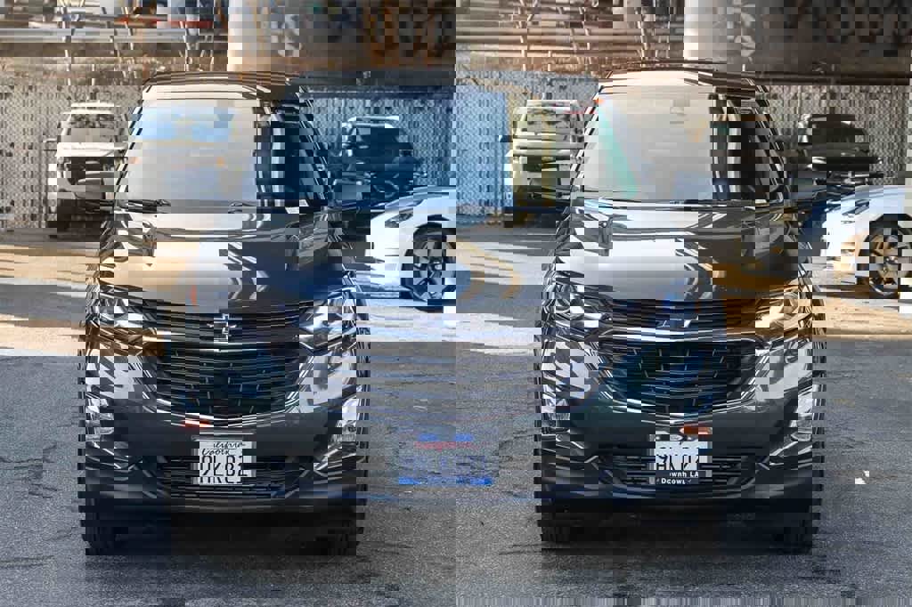 Used 2020 Chevrolet Equinox LS w/ LS Convenience Package image 2