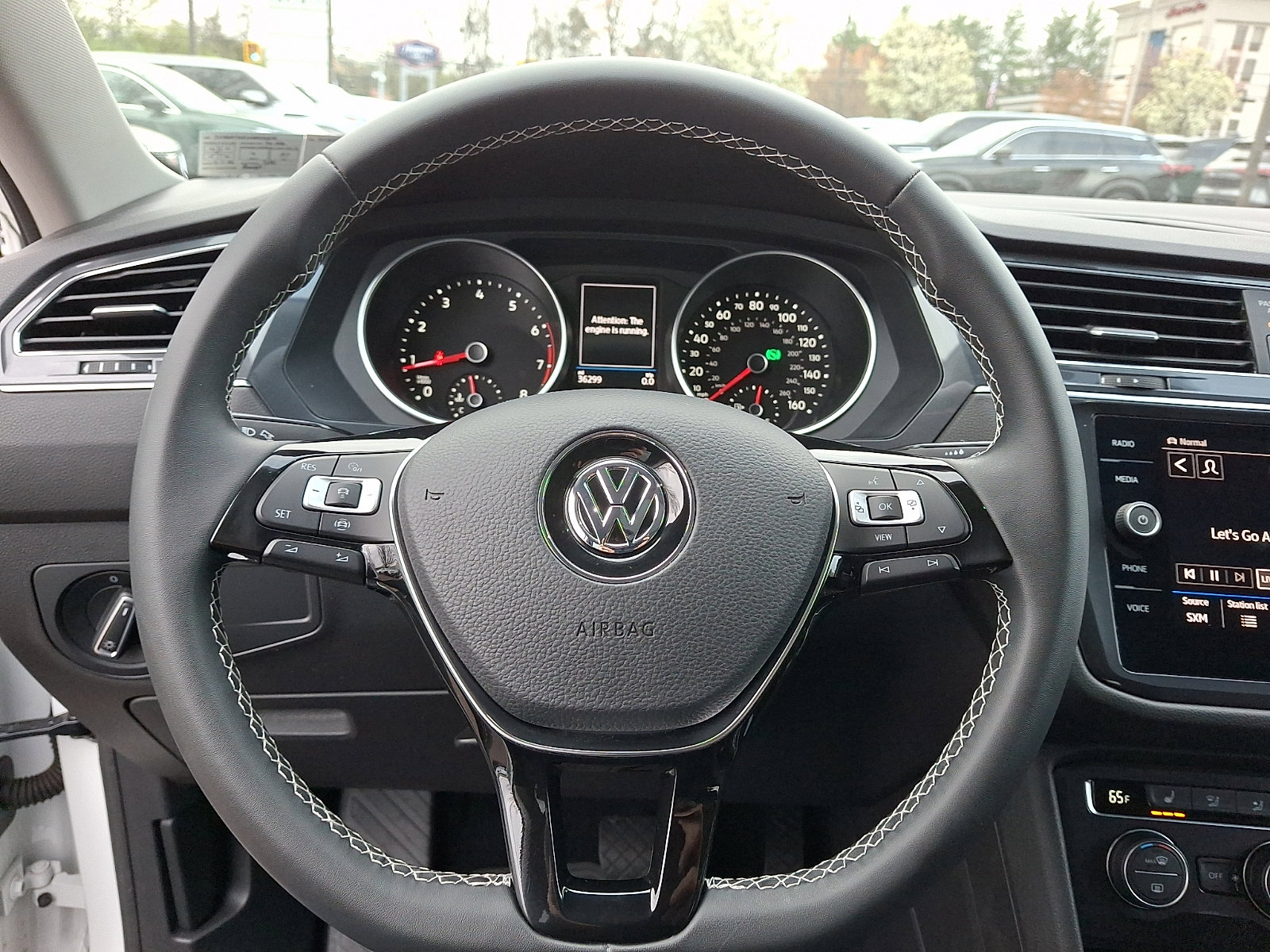 Used 2021 Volkswagen Tiguan SE w/ Panoramic Sunroof Package image 19