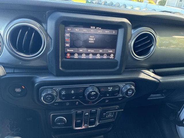 Certified 2020 Jeep Wrangler Unlimited Sahara w/ Cold Weather Group image 32