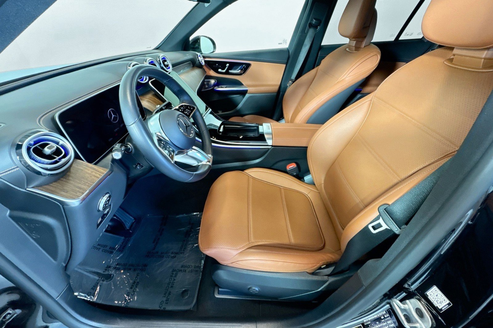 Certified 2025 Mercedes-Benz GLC 300 4MATIC image 19