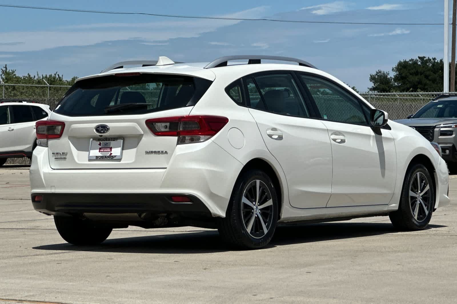 Used 2023 Subaru Impreza 2.0i Premium AWD/4WD image 3