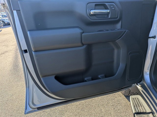 New 2026 Chevrolet Silverado 2500 Custom w/ Custom Value Package image 9