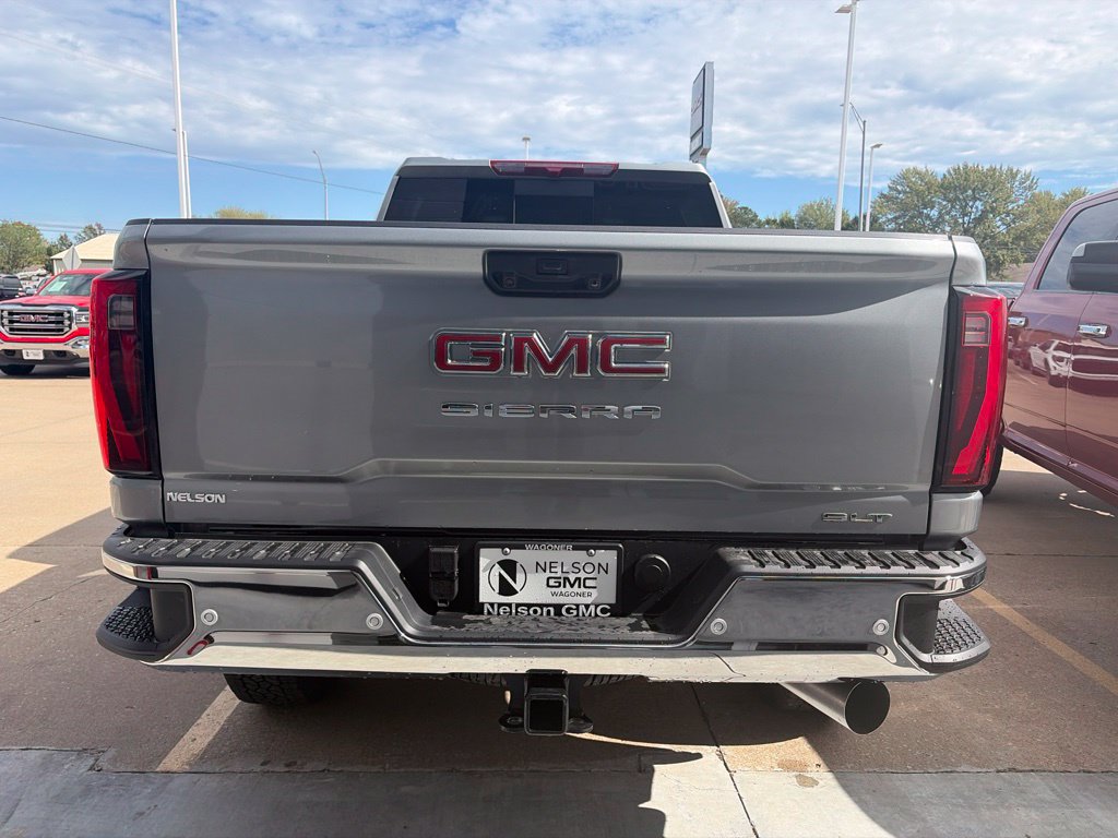 New 2026 GMC Sierra 2500 SLT w/ SLT Premium Package AWD/4WD image 5