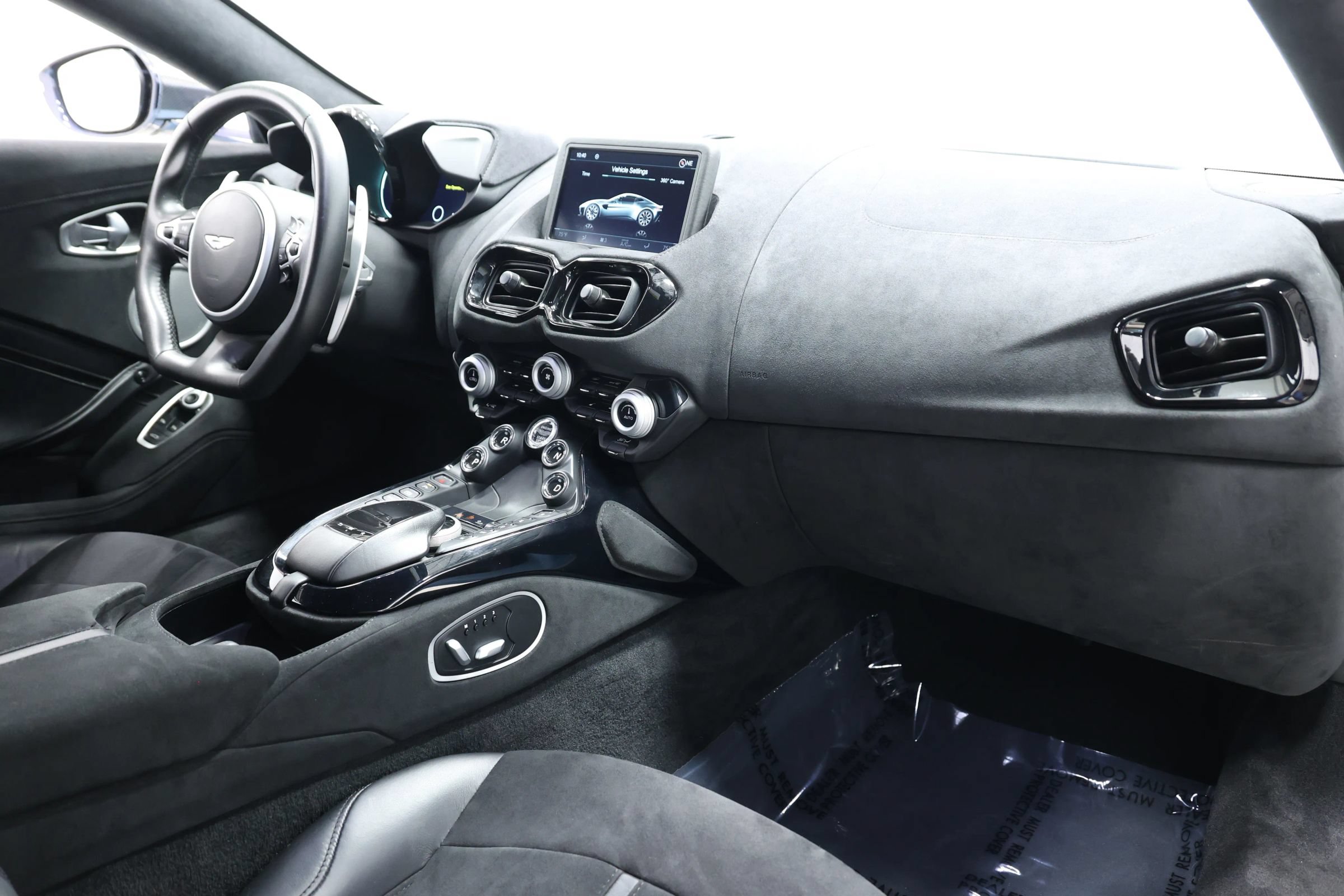 Used 2020 Aston Martin V8 Vantage Coupe RWD image 80