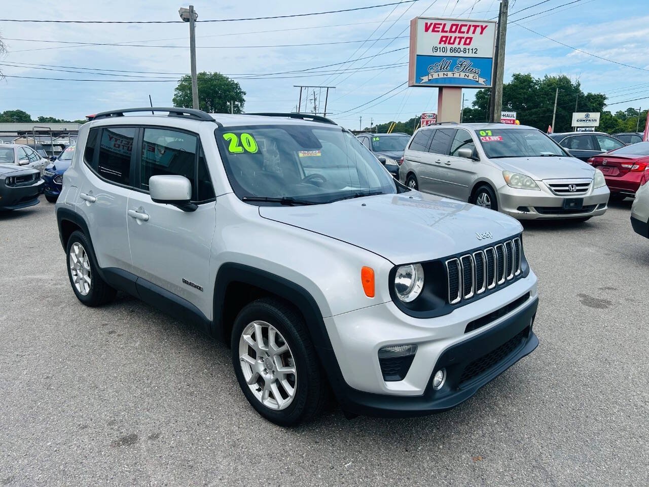 Used 2020 Jeep Renegade Latitude FWD image 5