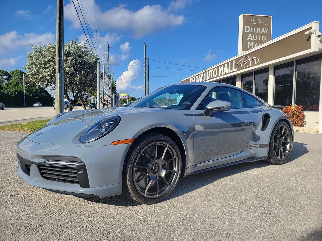Used 2025 Porsche 911 Turbo S image 2
