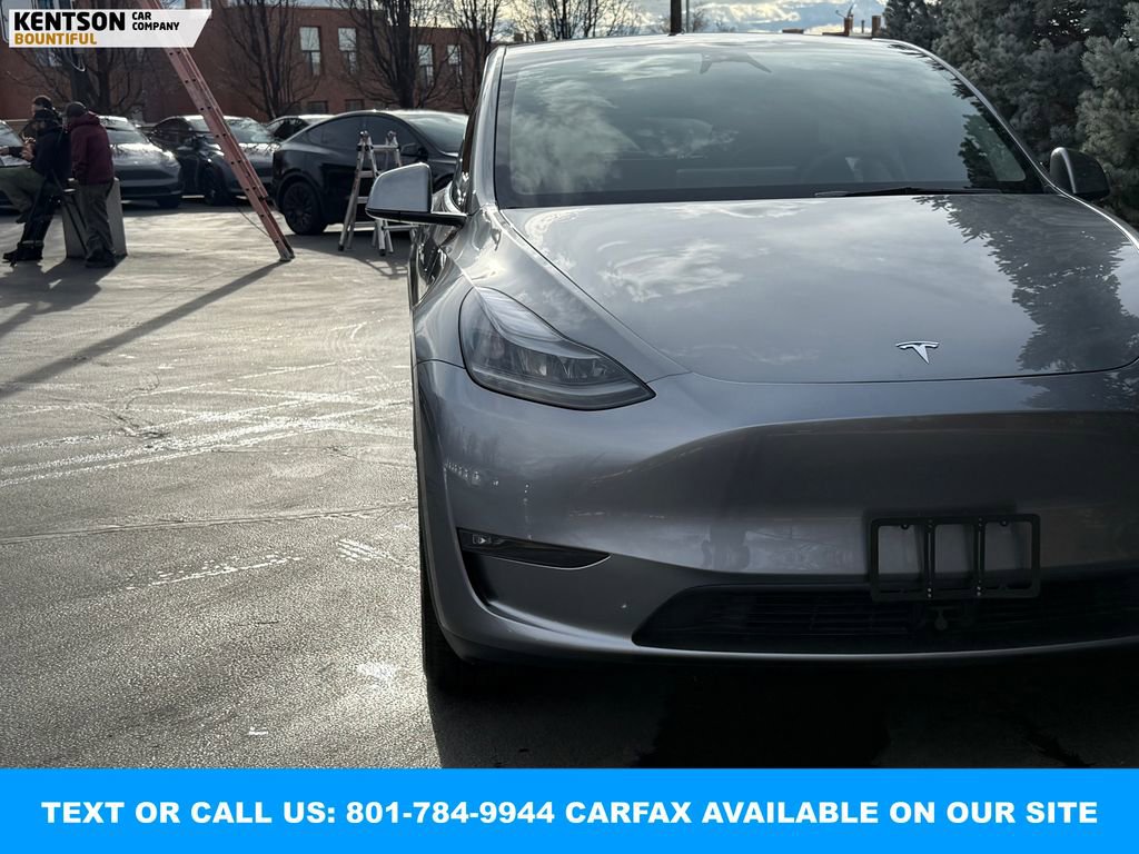 Used 2025 Tesla Model Y Long Range image 14