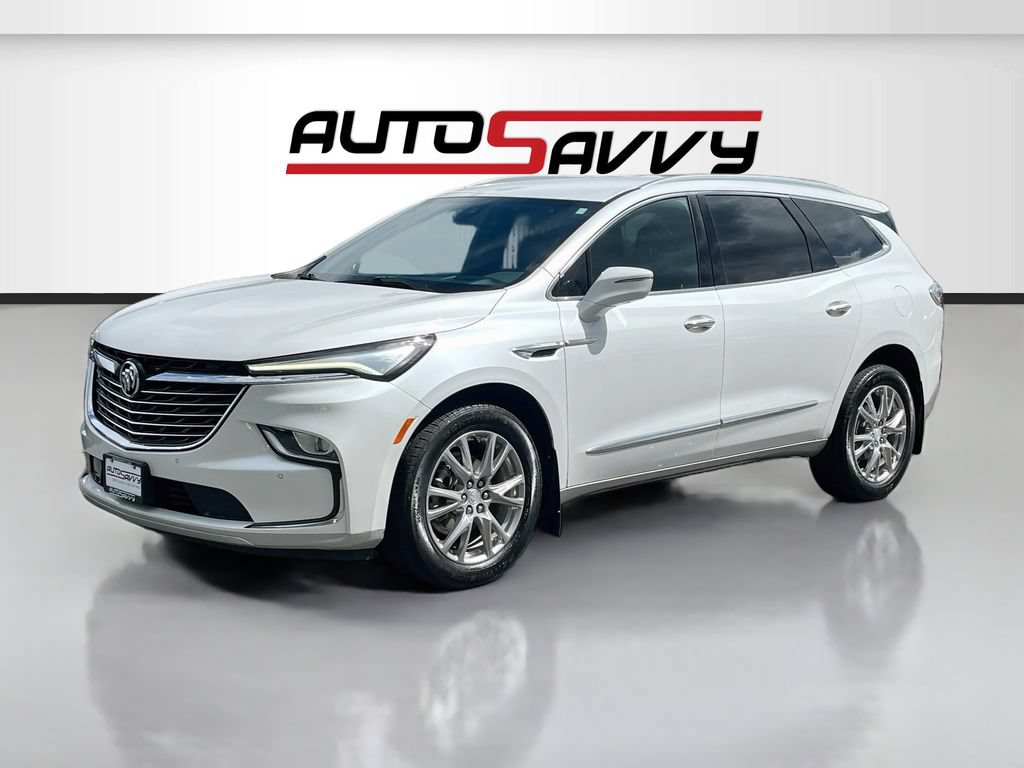 Used 2022 Buick Enclave Premium w/ Surround and Sites Package AWD/4WD image 3