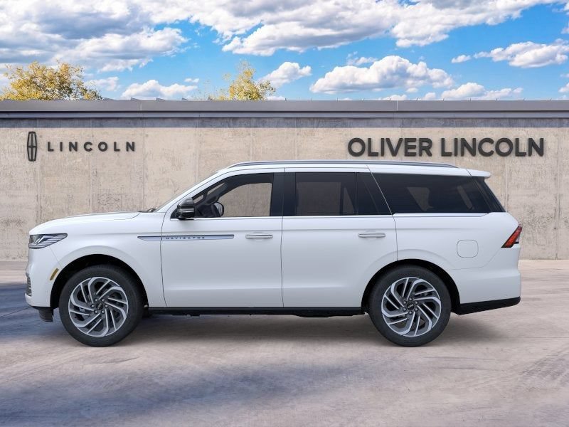 New 2026 Lincoln Navigator Reserve AWD/4WD image 3