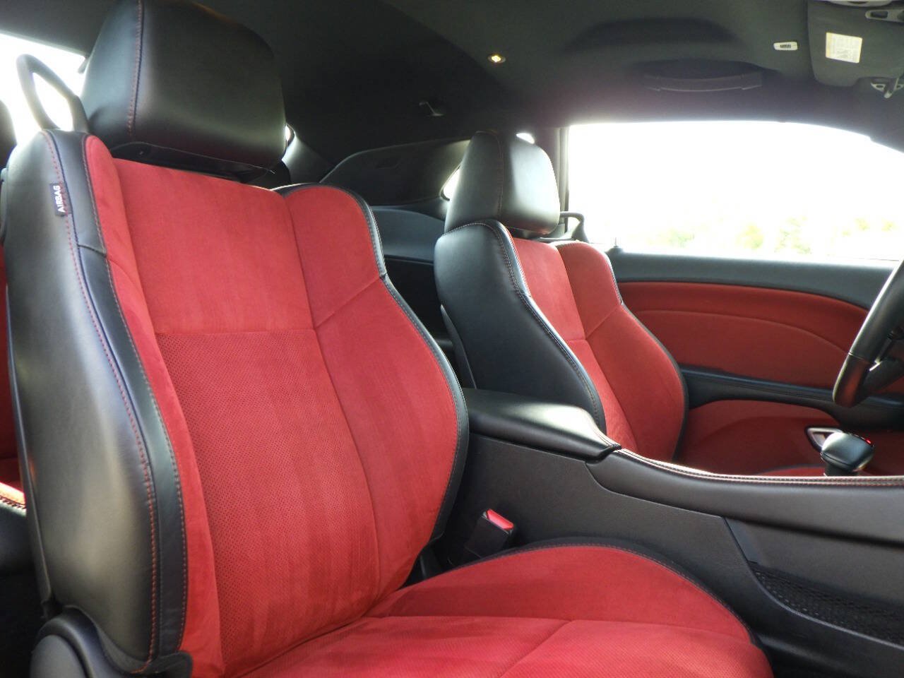 Used 2018 Dodge Challenger R/T Plus RWD image 16
