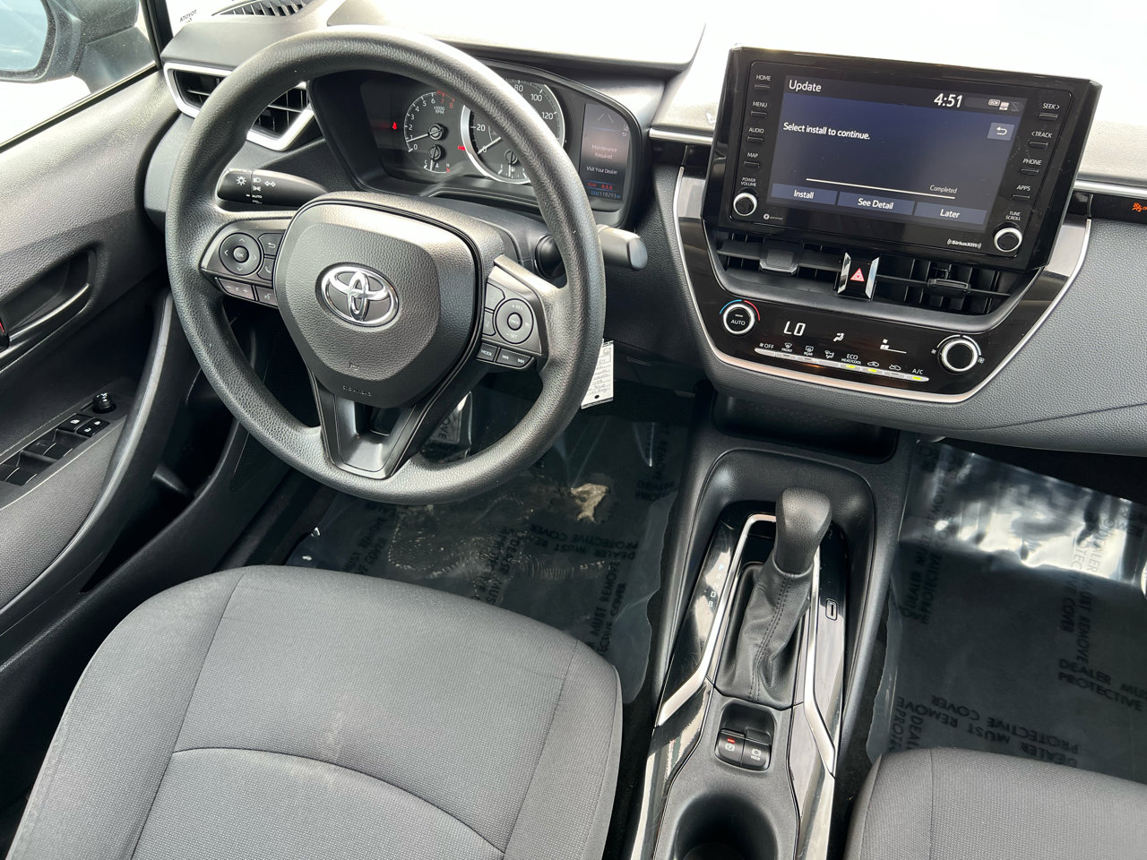 Used 2022 Toyota Corolla LE image 52