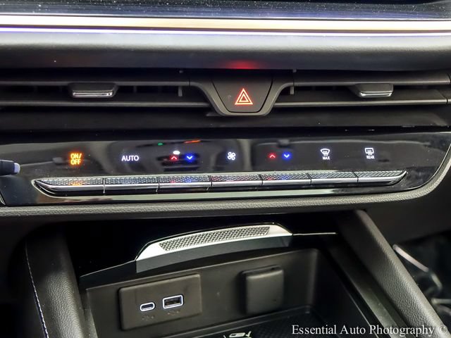 Used 2024 Buick Envision Avenir AWD/4WD image 19