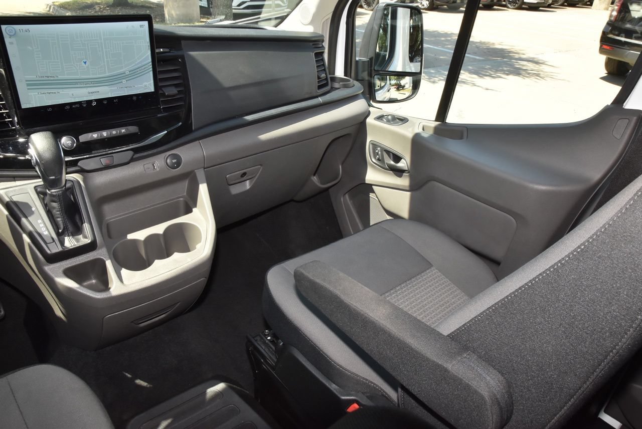 Used 2025 Ford Transit 350 XLT RWD image 18