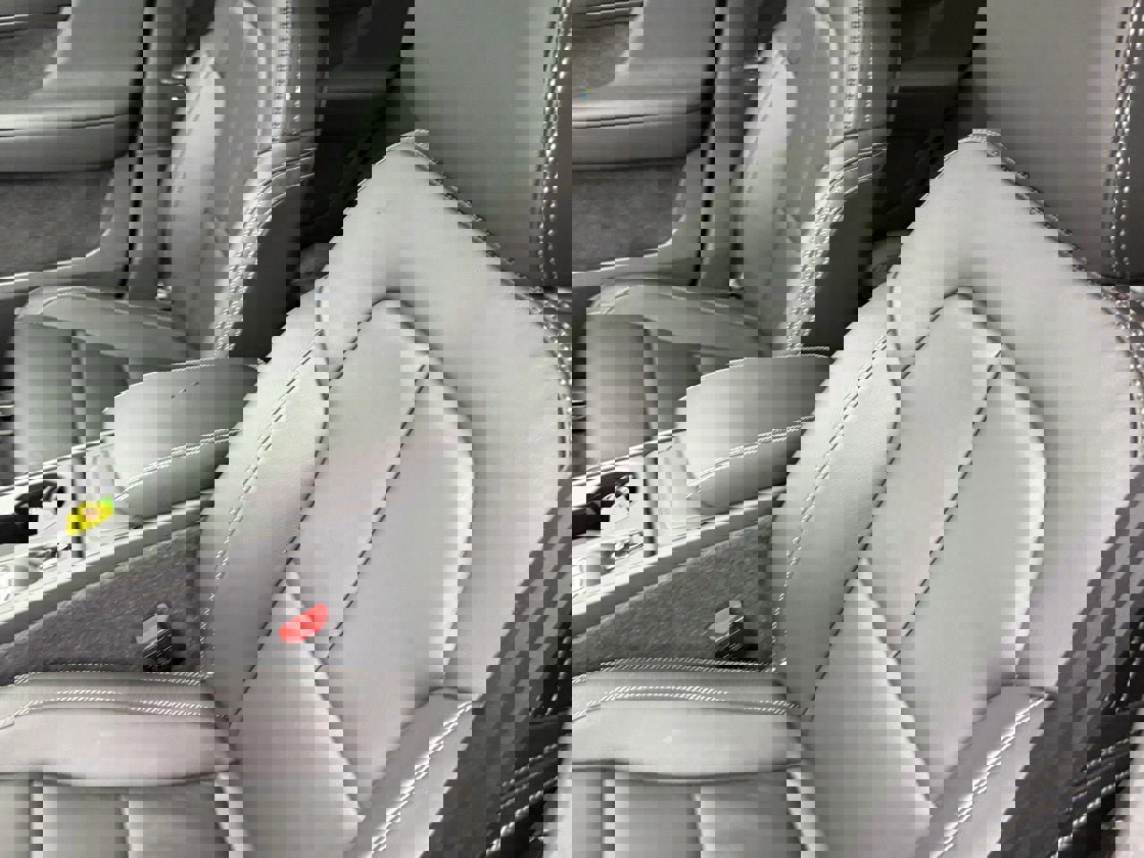 New 2026 Volvo XC40 B4 Core w/ Climate Package image 19