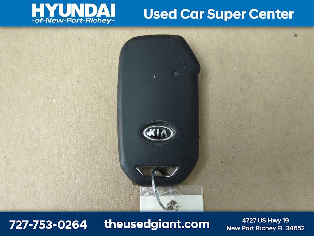 Used 2020 Kia Telluride EX w/ Towing Package FWD image 36