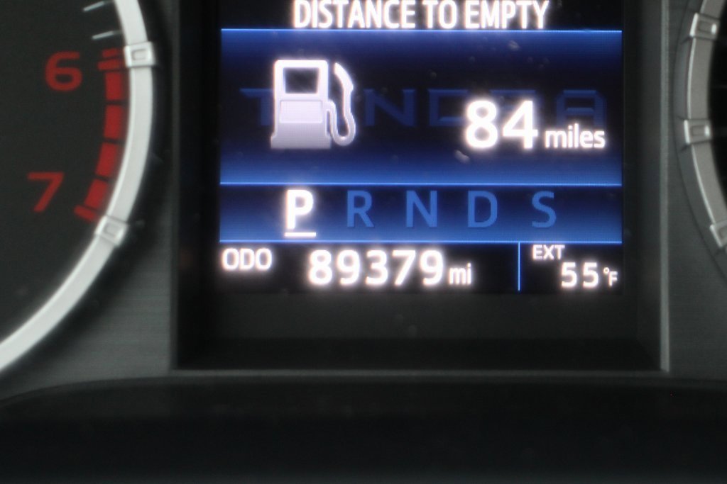 Used 2015 Toyota Tundra SR5 w/ TRD Off Road Package image 21