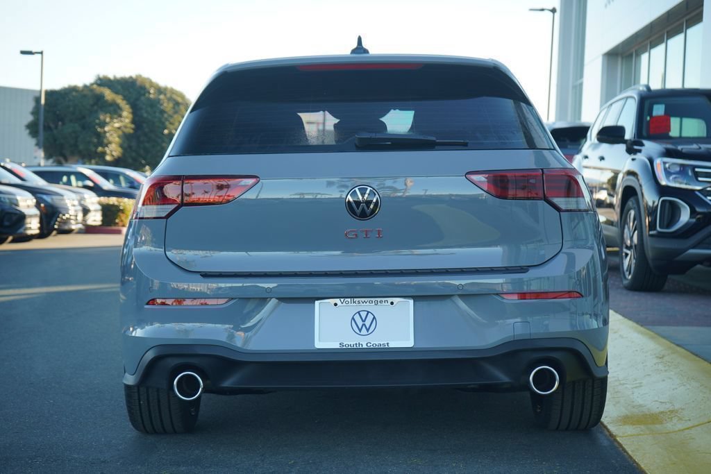 New 2026 Volkswagen GTI SE FWD image 4