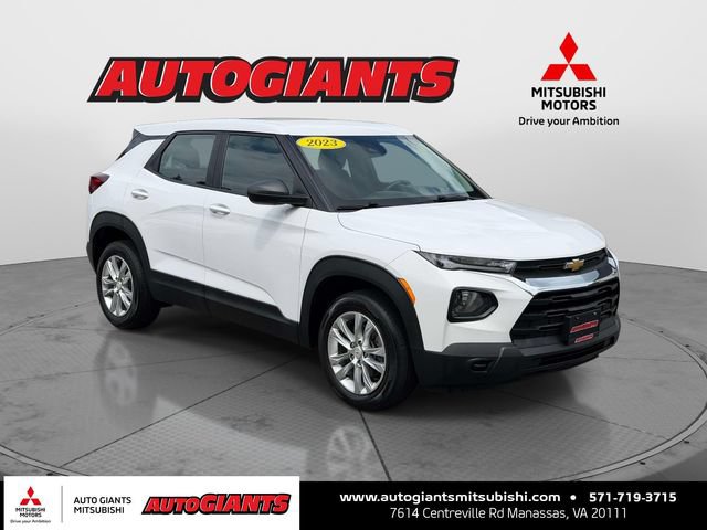 Used 2023 Chevrolet TrailBlazer LS AWD/4WD image 1