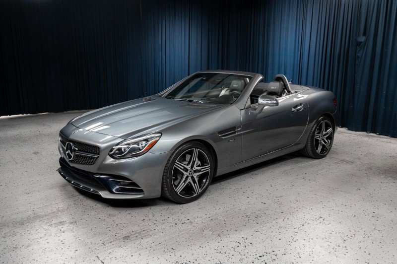 Used 2020 Mercedes-Benz SLC 300 image 1