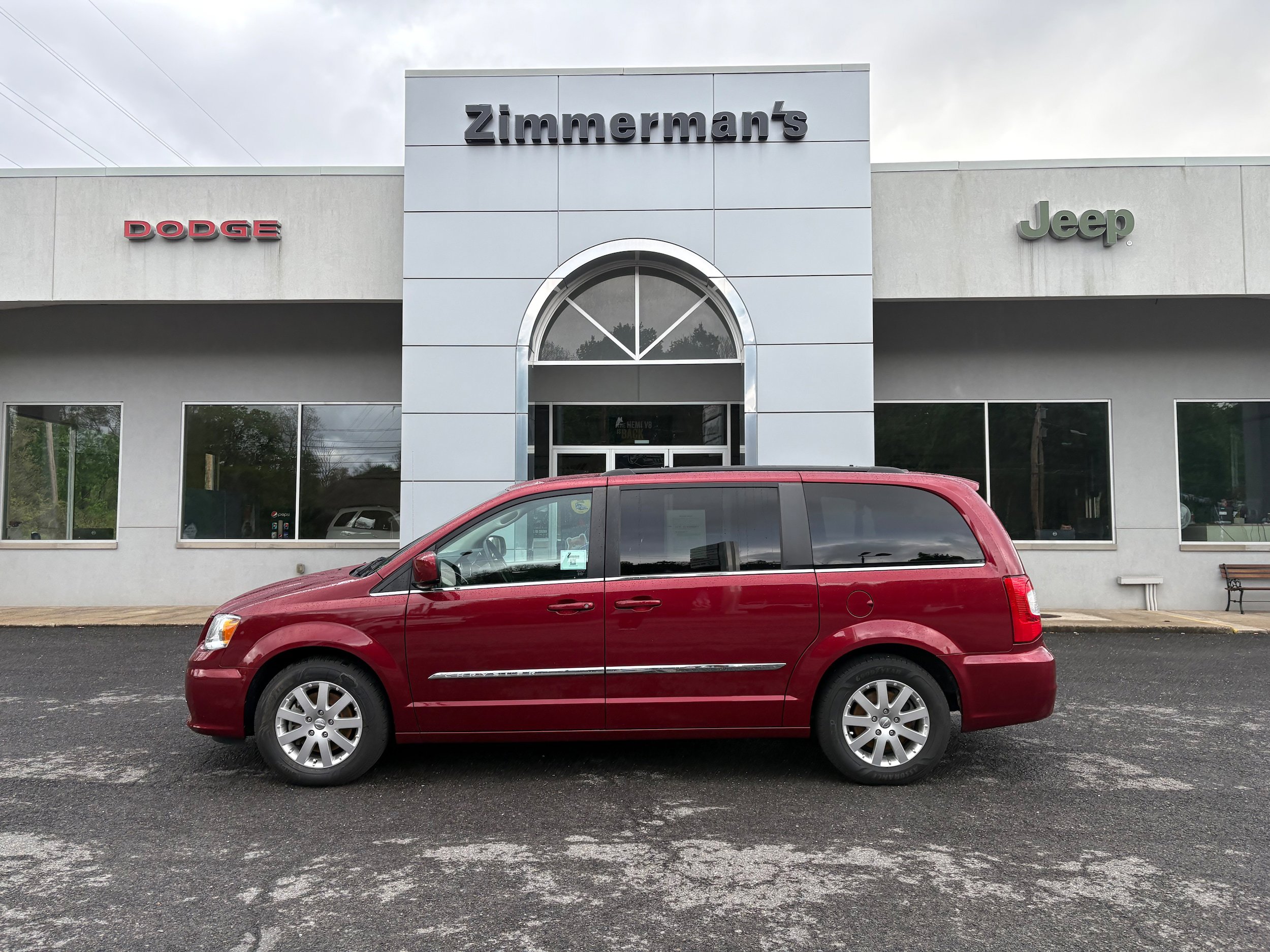 Used 2015 Chrysler Town & Country Touring