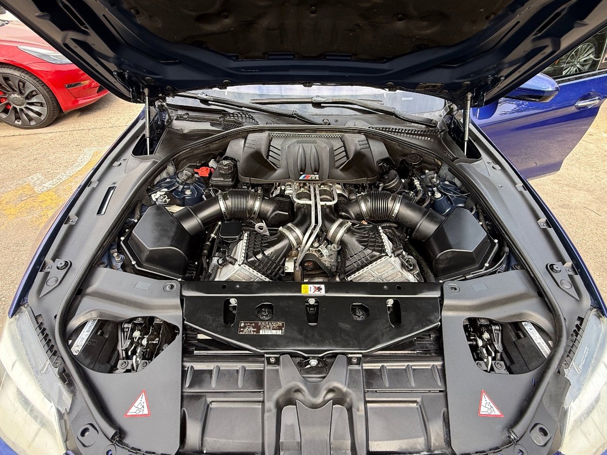 Used 2014 BMW M6 Gran Coupe RWD image 24